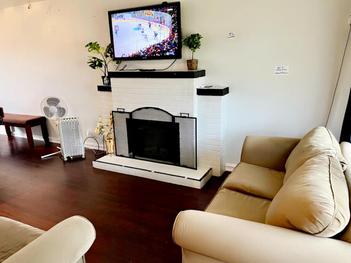 Vintage - 3 Bed House - North Surrey - Ping-Pong And Pool Table - Tv Cable Villa Exterior foto